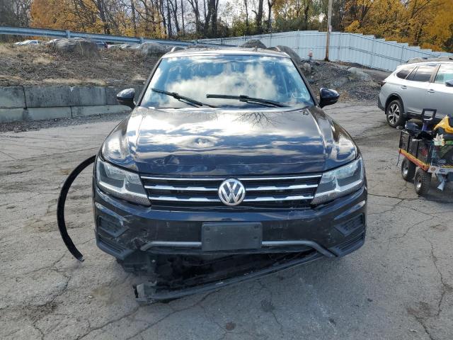 3VV2B7AX9KM071769 - 2019 VOLKSWAGEN TIGUAN SE Noir photo 5