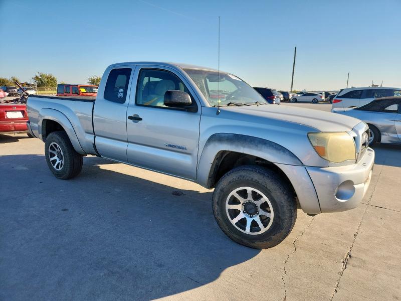 5TEUU42N96Z303910 - 2006 TOYOTA TACOMA ACCESS CAB SILVER photo 4