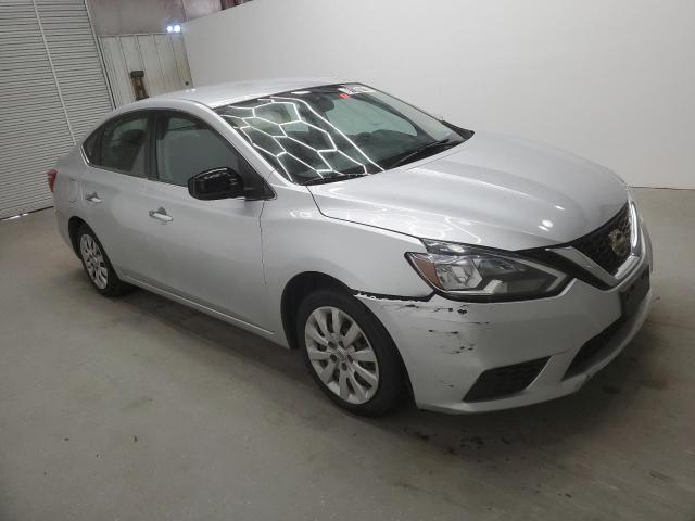 3N1AB7AP4JY313680 - 2018 NISSAN SENTRA S Gümüş foto 4