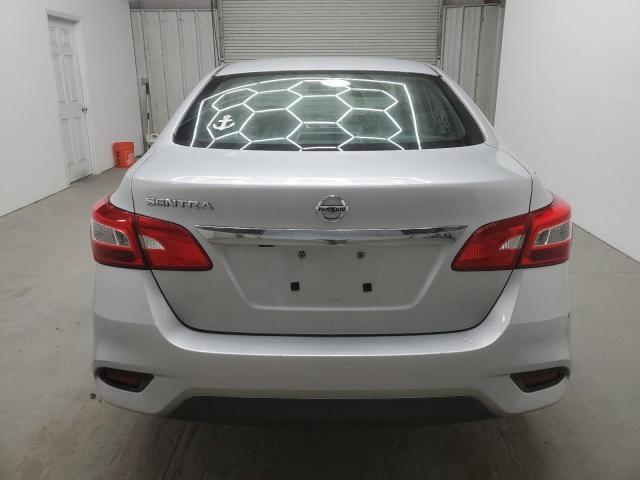 3N1AB7AP4JY313680 - 2018 NISSAN SENTRA S Gümüş foto 6