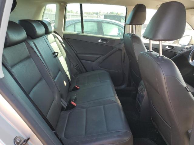 WVGAV7AX1AW522480 - 2010 VOLKSWAGEN TIGUAN S WHITE photo 10
