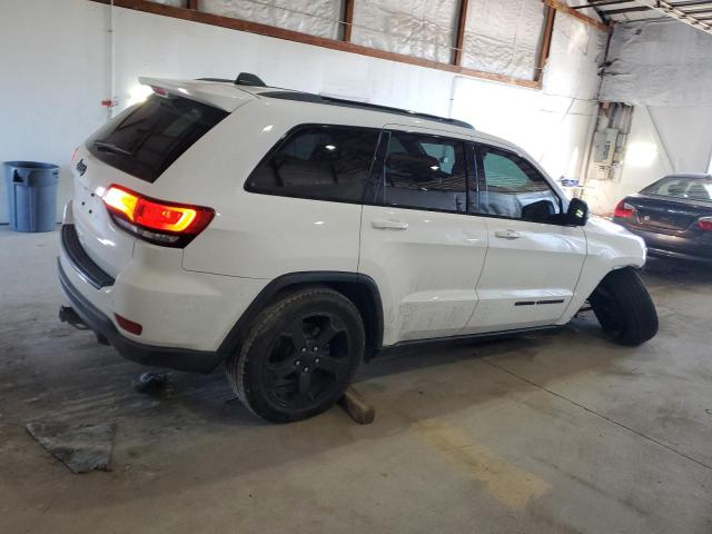 1C4RJFAG1JC482285 - 2018 JEEP GRAND CHER LAREDO WHITE photo 3