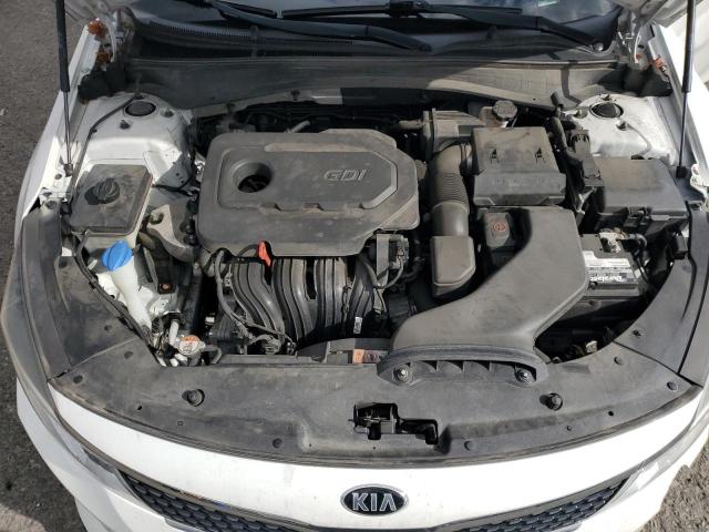 5XXGT4L35JG244939 - 2018 KIA OPTIMA LX WHITE photo 11