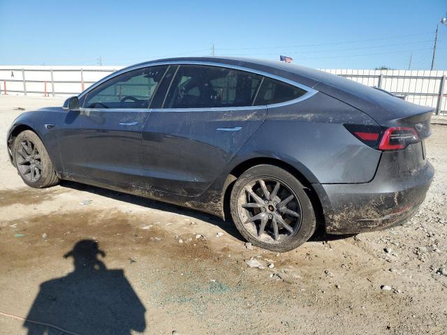 5YJ3E1EB8KF361415 - 2019 TESLA MODEL 3 GRAY photo 2