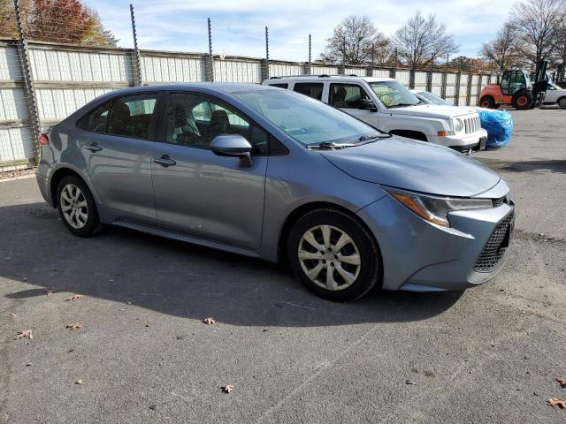 5YFEPMAE6MP247599 - 2021 TOYOTA COROLLA LE GRAY photo 4