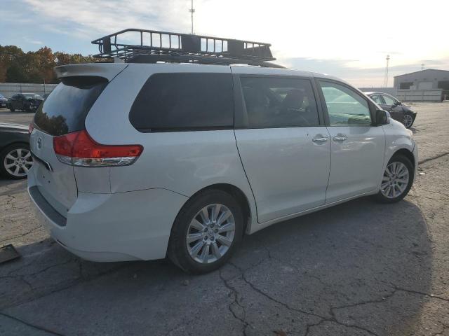 5TDDK3DC7DS050785 - 2013 TOYOTA SIENNA XLE WHITE photo 3