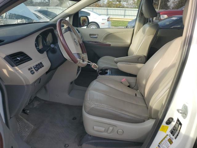 5TDDK3DC7DS050785 - 2013 TOYOTA SIENNA XLE WHITE photo 7