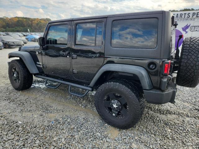 1C4BJWDG8HL730815 - 2017 JEEP WRANGLER U SPORT BLACK photo 2