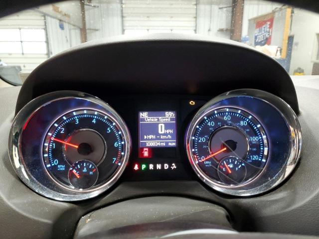 2C4RC1CG5CR307512 - 2012 CHRYSLER TOWN & COU TOURING L WHITE photo 9