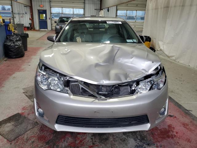 4T1BK1FK2DU532832 - 2013 TOYOTA CAMRY SE TAN photo 5