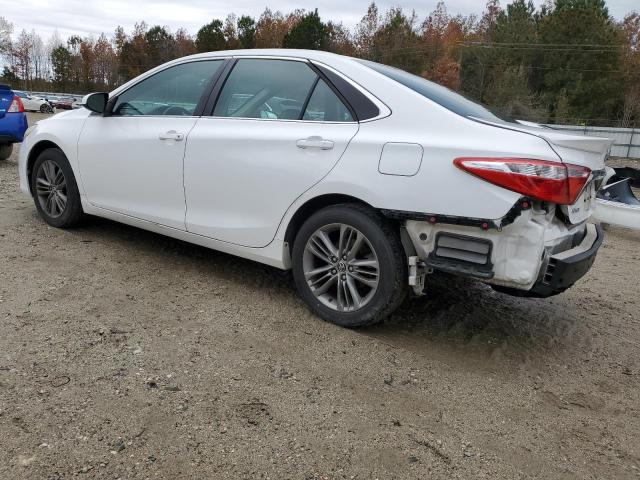 4T1BF1FK7GU528106 - 2016 TOYOTA CAMRY LE WHITE photo 2