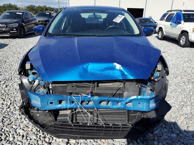 1FADP3FE4JL275524 - 2018 FORD FOCUS SE ლურჯი ფოტო 5