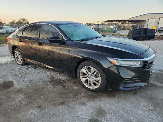 1HGCV1F10JA039124 - 2018 HONDA ACCORD LX Սև լուսանկար 4