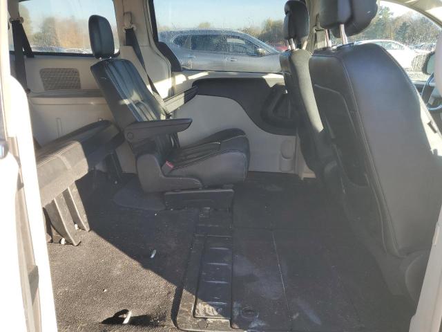 2C4RC1BG7CR249971 - 2012 CHRYSLER TOWN & COU TOURING SILVER photo 11