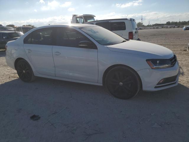 3VWD17AJ7JM206541 - 2018 VOLKSWAGEN JETTA SPORT 白色 照片 4