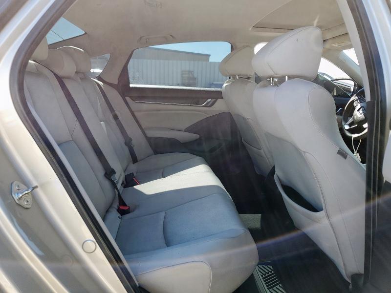 1HGCV1F46JA039719 - 2018 HONDA ACCORD EX TAN photo 10