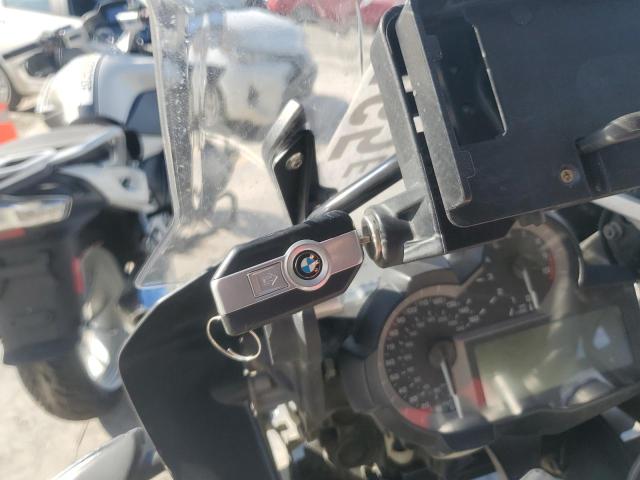 WB10A1200GZ665192 - 2016 BMW R1200 GS ADVENTURE RED photo 8