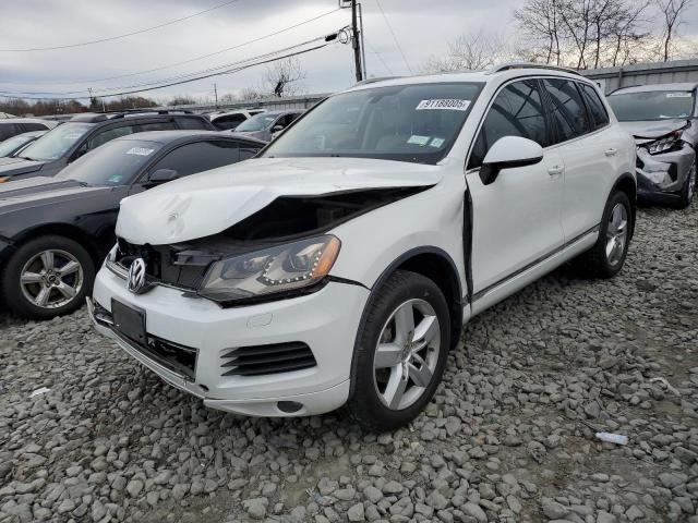 2013 VOLKSWAGEN TOUAREG V6, 