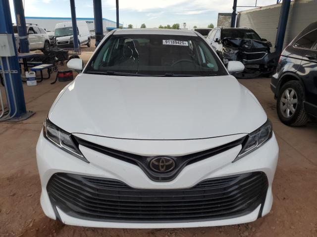 4T1L11AK5LU987624 - 2020 TOYOTA CAMRY LE 白色 照片 5