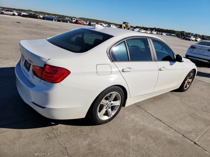 WBA3C3G53FNS73157 - 2015 BMW 320 I XDRIVE WHITE photo 3