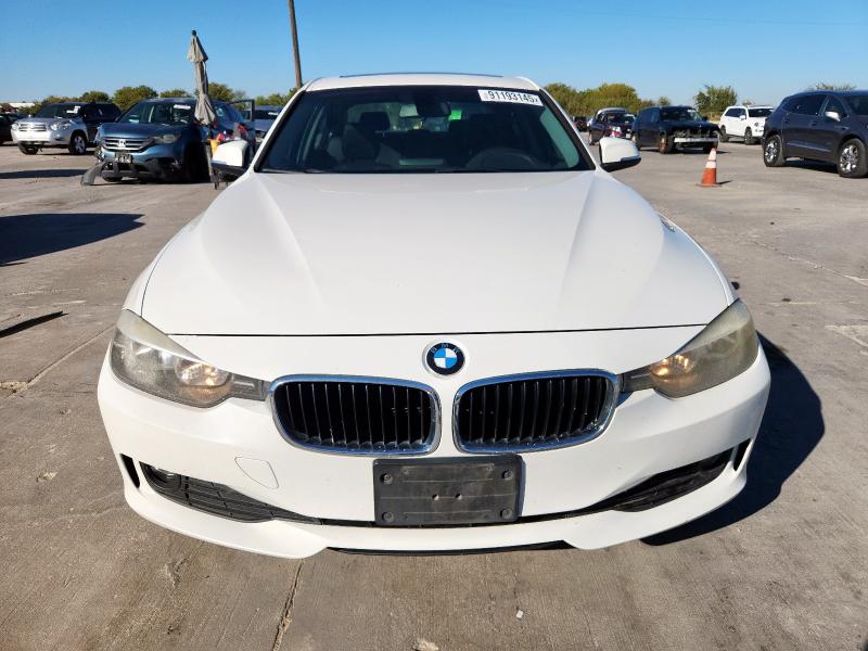 WBA3C3G53FNS73157 - 2015 BMW 320 I XDRIVE WHITE photo 5