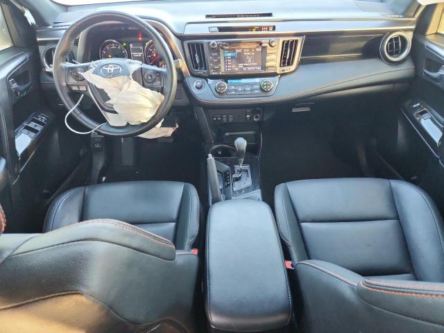 JTMNFREV1JJ157593 - 2018 TOYOTA RAV4 SE BLUE photo 8