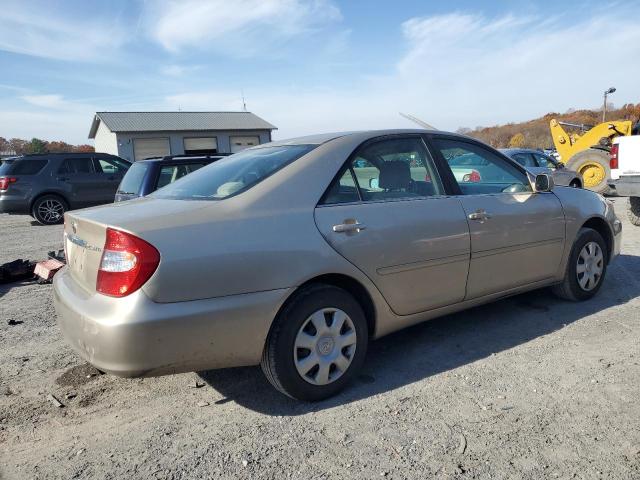 4T1BE32K03U159832 - 2003 TOYOTA CAMRY LE 金色 照片 3