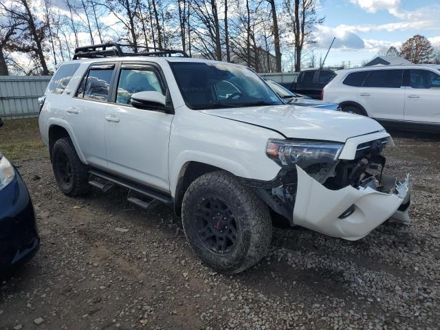 JTENU5JR3N6047575 - 2022 TOYOTA 4RUNNER SR5/SR5 PREMIUM 白色 照片 4