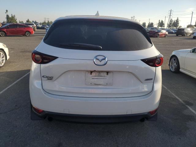 JM3KFBCL9H0178579 - 2017 MAZDA CX-5 TOURING WHITE photo 6