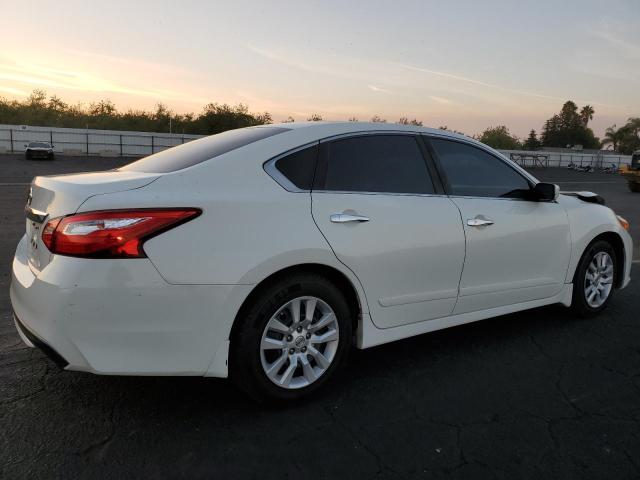 1N4AL3AP9HC289565 - 2017 NISSAN ALTIMA 2.5 WHITE photo 3