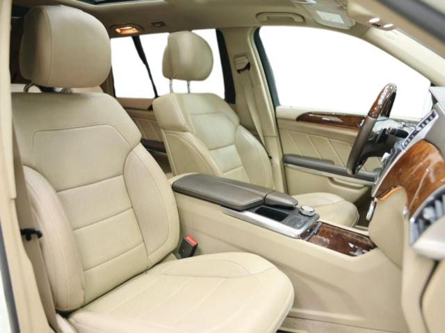 4JGDF7CE9EA390349 - 2014 MERCEDES-BENZ GL 450 4MATIC WHITE photo 5