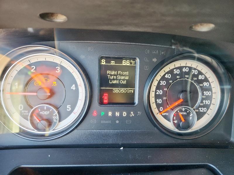 3C63RRGL3GG296605 - 2016 RAM 3500 ST Weiß Foto 9