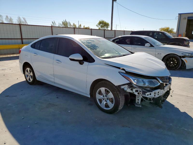 1G1BC5SM5J7236271 - 2018 CHEVROLET CRUZE LS 白色 照片 4