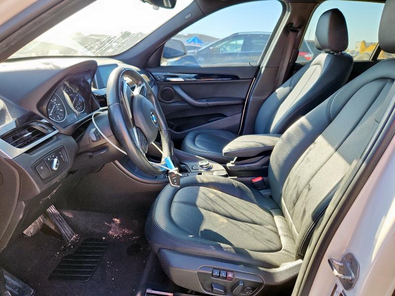 WBXHU7C39J5H40498 - 2018 BMW X1 SDRIVE28I WHITE photo 7