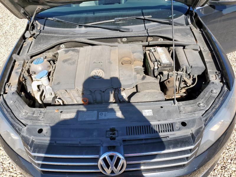 1VWBP7A30CC102145 - 2012 VOLKSWAGEN PASSAT SE Schwarz Foto 11