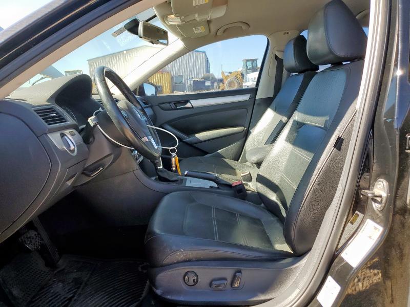 1VWBP7A30CC102145 - 2012 VOLKSWAGEN PASSAT SE Schwarz Foto 7