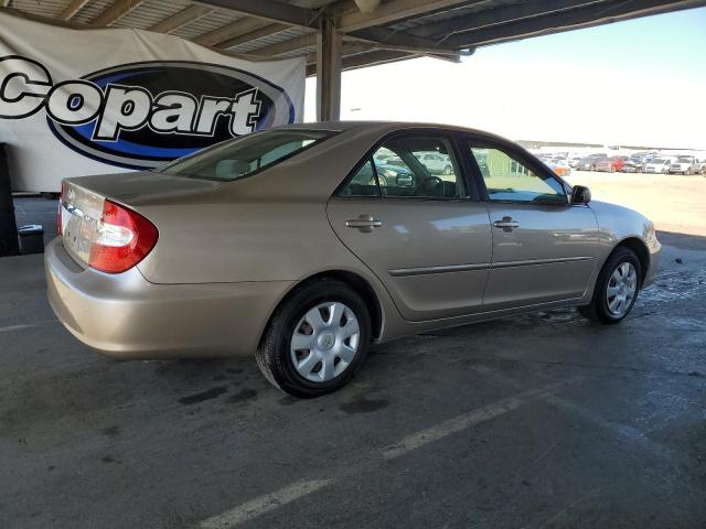 JTDBE32K920046276 - 2002 TOYOTA CAMRY LE 金色 照片 3