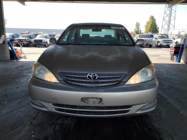 JTDBE32K920046276 - 2002 TOYOTA CAMRY LE 金色 照片 5