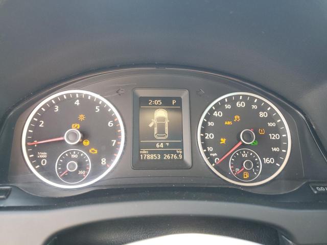 WVGBV7AX2BW533588 - 2011 VOLKSWAGEN TIGUAN S SILVER photo 9