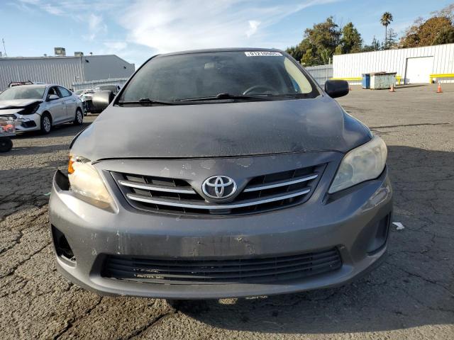 2T1BU4EE1DC109989 - 2013 TOYOTA COROLLA BASE GRAY photo 5