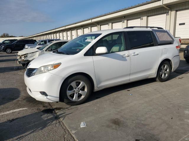 2011 TOYOTA SIENNA LE, 