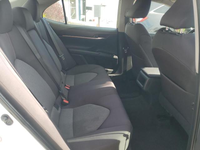 4T1B11HK3JU011307 - 2018 TOYOTA CAMRY L WHITE photo 10