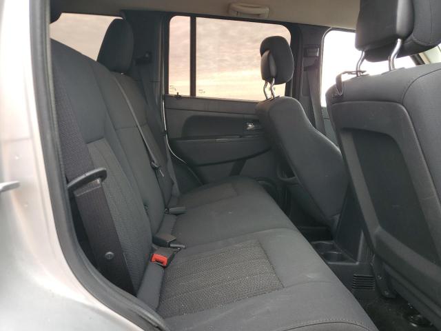 1J4PN2GK6BW567472 - 2011 JEEP LIBERTY SPORT SILVER photo 11