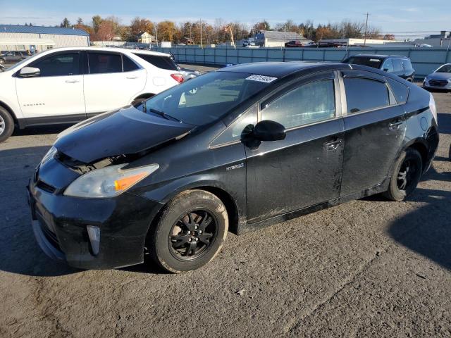 2013 TOYOTA PRIUS, 