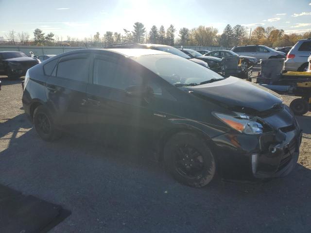 JTDKN3DU3D5682244 - 2013 TOYOTA PRIUS შავი ფოტო 4