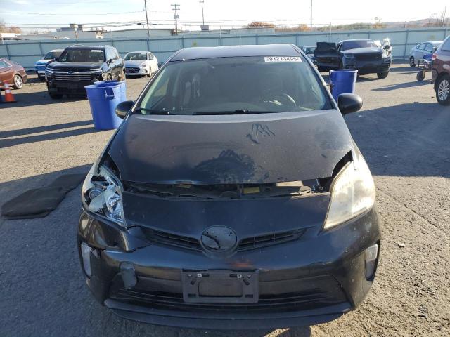 JTDKN3DU3D5682244 - 2013 TOYOTA PRIUS შავი ფოტო 5