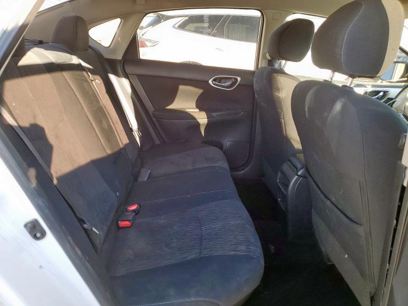 3N1AB7AP2FL657089 - 2015 NISSAN SENTRA S WHITE photo 10