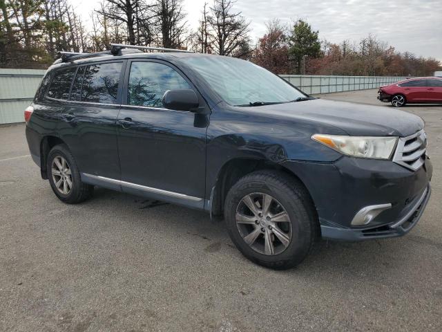 5TDZA3EHXBS016730 - 2011 TOYOTA HIGHLANDER BASE Черный фото 4