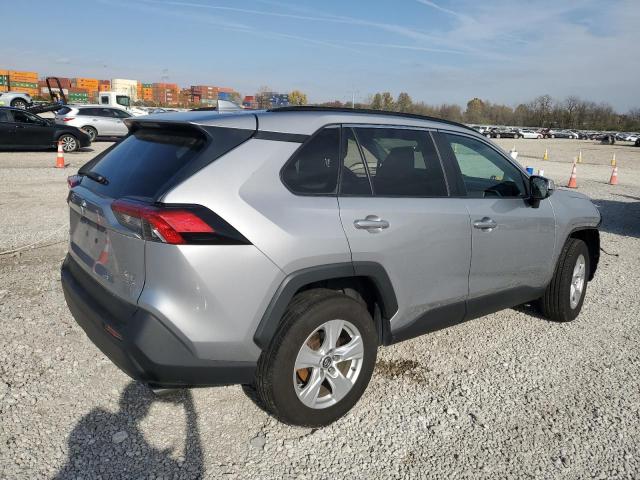 2T3P1RFV8KC013548 - 2019 TOYOTA RAV4 XLE Күміс фото 3