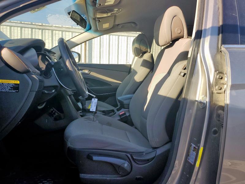 5NMZT3LBXHH004470 - 2017 HYUNDAI SANTA FE S 灰色 照片 7